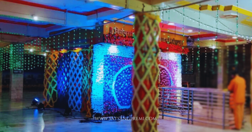 Inside Mandir of Kshetra Narayanpur Datta Mandir