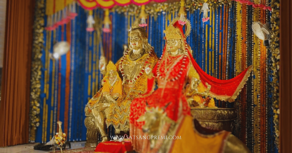 Shivji and parvati ji idol in Char Dham Mandir Vrindavan