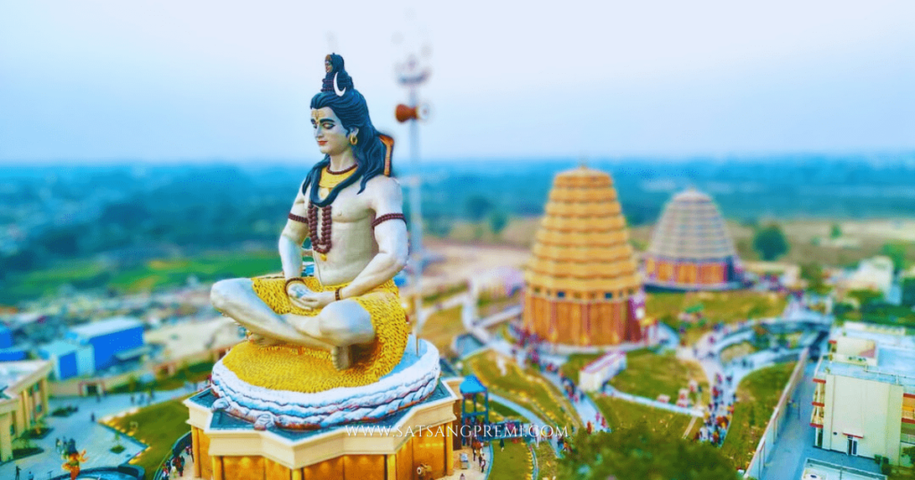 outer view of Char Dham Mandir Vrindavan
