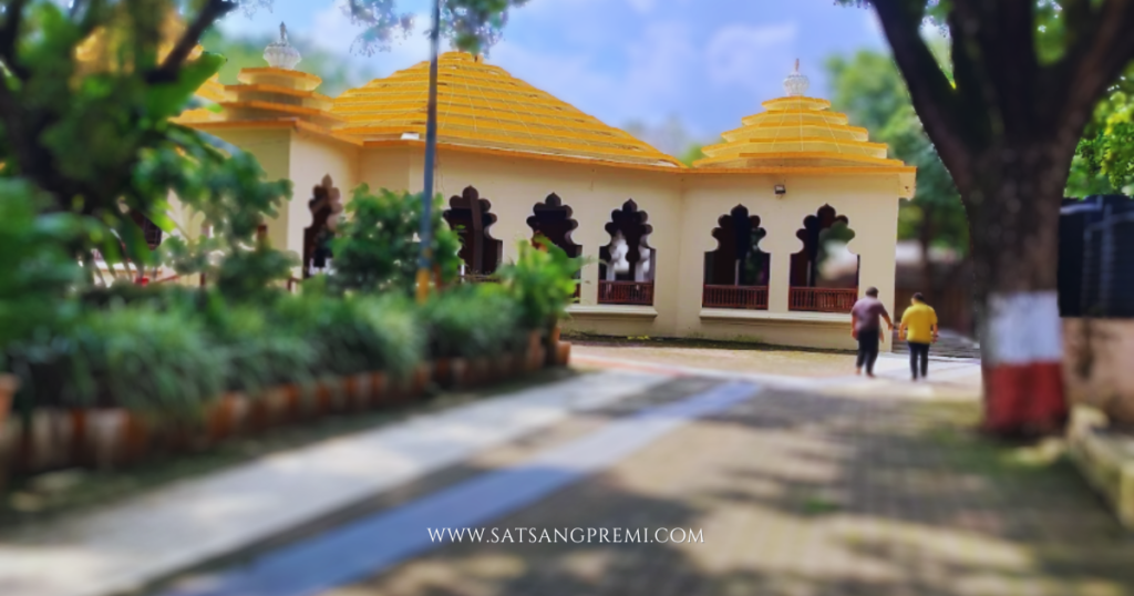 Beautiful exterior view of Shri Vyankatesh Balaji Mandir Nashik