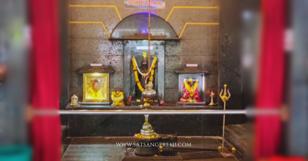 Idols of Shree Tungavateshwar Mandir Mulund Mumbai